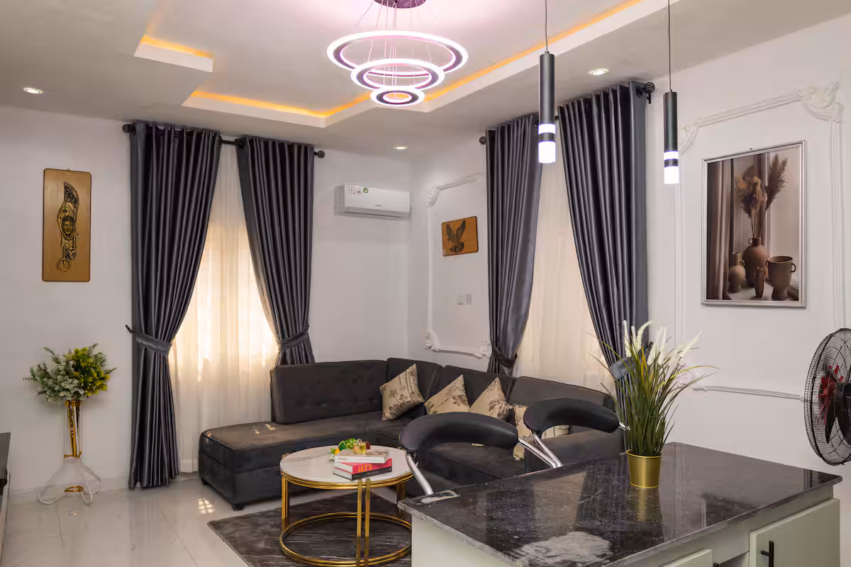 Itosa | Deluxe 1BED Flat (Surulere, Lagos)